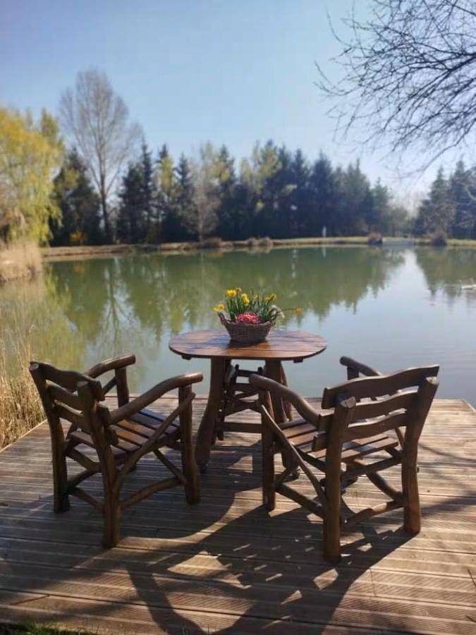 Tente pour 2 personnes, avec vue ainsi que jardin et vue sur le lac en Moselle - 2