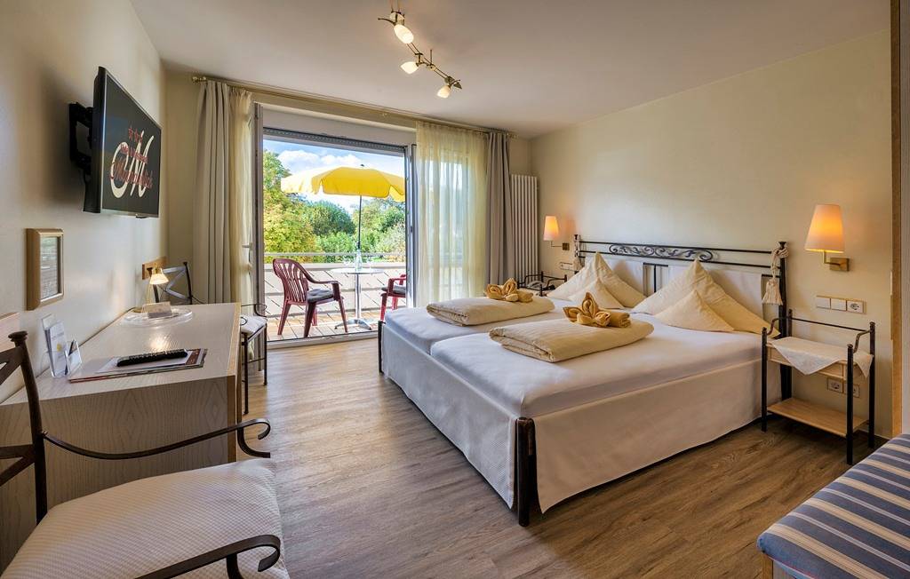 Seehotel & Restaurant Mainaublick - Einzelzimmer Standard mit Wc und Dusche in Unteruhldingen, Uhldingen-Mühlhofen