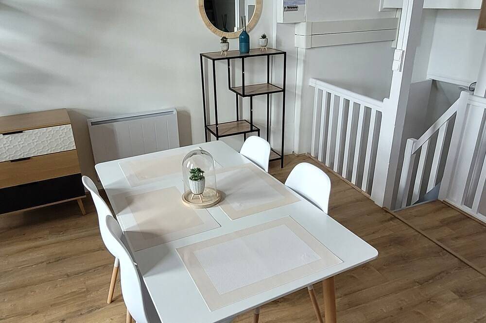 Entire apartment, T4 : Appart' 3 chambres 3 sdb centre-ville St Etienne in Saint-Étienne, Loire