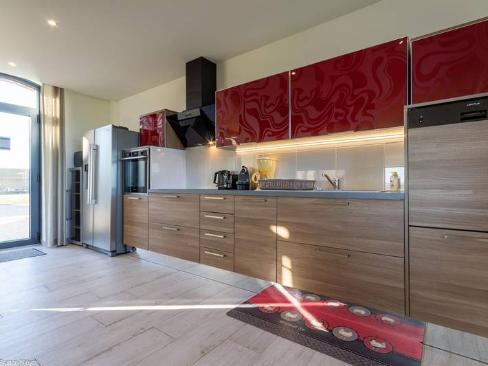 Renoviertes Ferienhaus aus dem 19. Jh. mit Kamin und Kanalausflügen in Cercy-la-Tour, Nièvre
