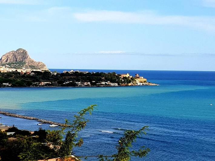 Casa vacanza per 6 persone, con piscina e giardino nonché panorama - 1