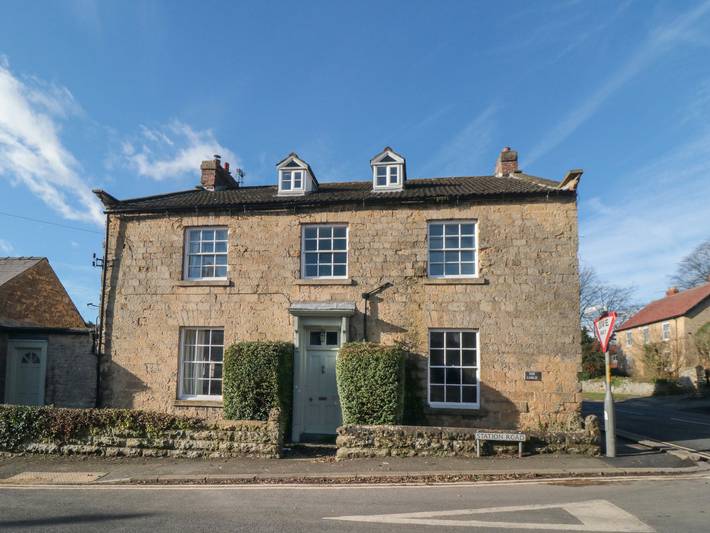 Cottage for 17 people, with garden in North Yorkshire