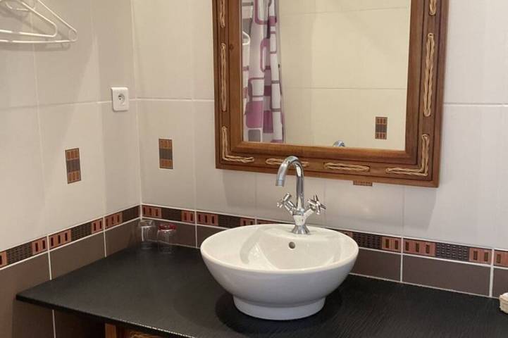 Chambre d’hôte pour 2 personnes, avec piscine et jardin à Saint-Pierre-d'Oléron - 2