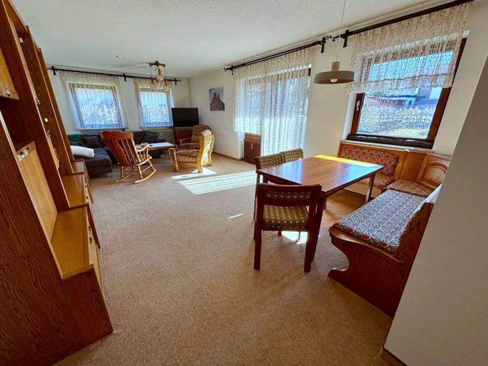 Hütte für 4 Personen, mit Balkon in Nesselwang