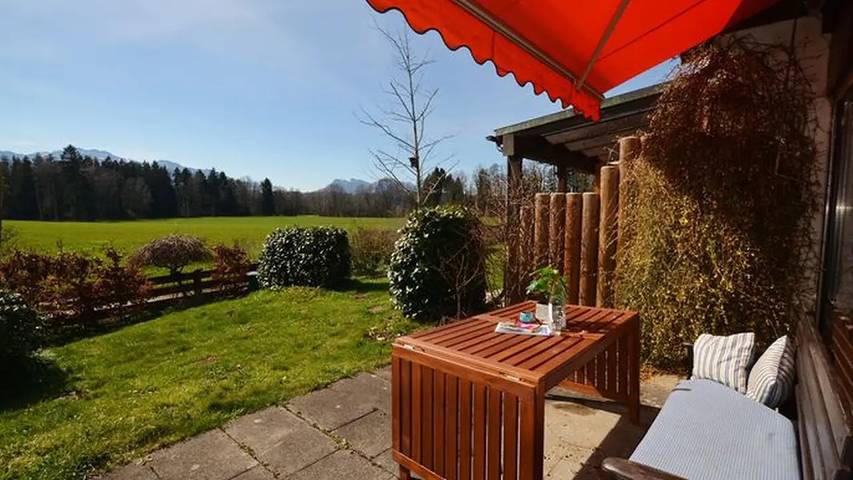 Ferienhaus für 4 Personen, mit Terrasse und Garten in Prien