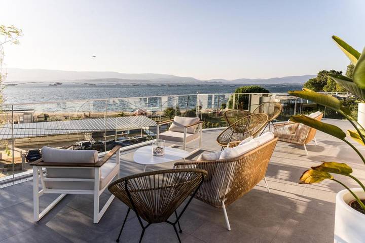 Apartamento para 5 personas, con Terraza además de Jardín y Vistas en Villanueva de Arosa