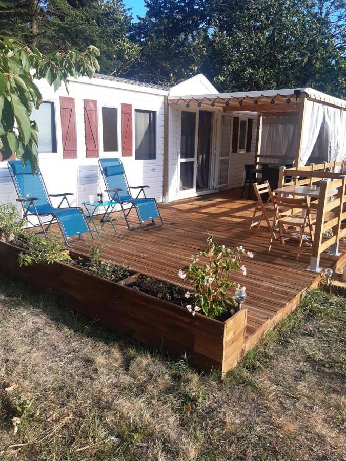 Appartement entier, Mobil home la Salamandre in Vaour, Région d'Albi