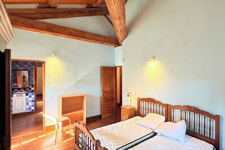 Authentic, spacious farmhouse in the Camargue, in a quiet location near a castle, with a private pool in Aimargues, Costa mediterránea (Francia)