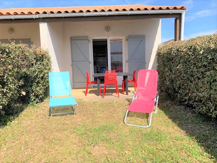Ferienhaus für 2 Personen, mit Terrasse und Garten
