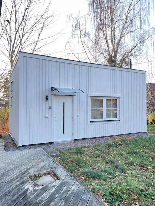 Ferienwohnung für 3 Personen, mit Ausblick und Balkon sowie Garten - 1
