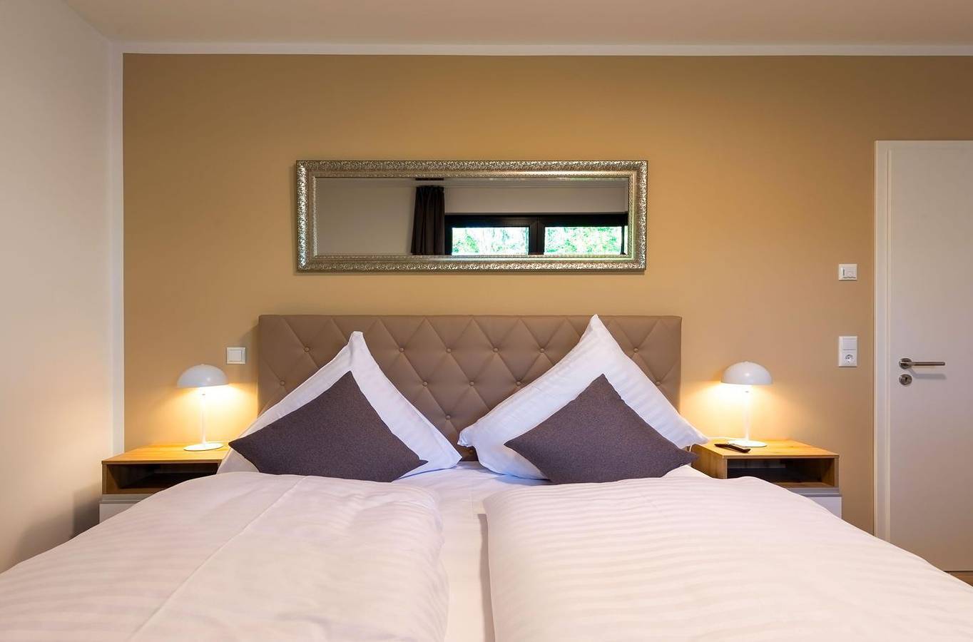 Ganze Wohnung, Ferienwohnung „Goldhornisse“ direkt am Krakower See. in Am Wadehäng, Krakow am See
