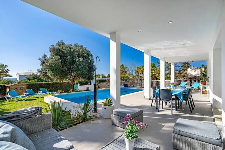 Villa for 6 people, with garden - 1