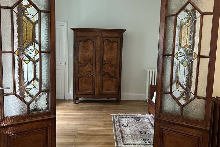 Maison d’hôte pour 2 personnes, avec jardin dans Allier