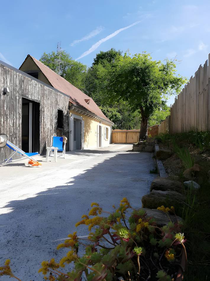Location de vacances pour 5 personnes, avec jardin à Sarlat-la-Canéda - 2