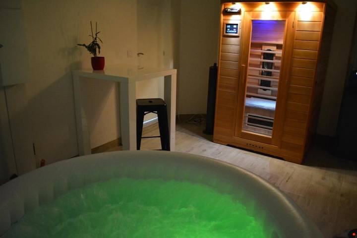 Maison de vacances pour 8 personnes, avec jardin ainsi que jacuzzi et sauna