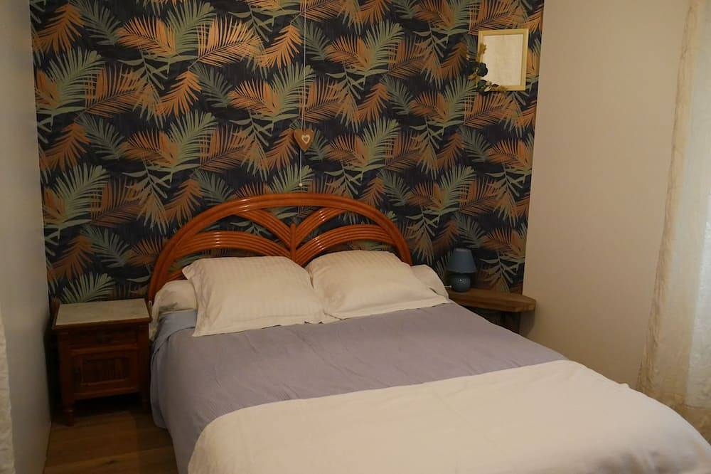 Charakterhaus mit Garten & Pool in Saint-Avit, Charente