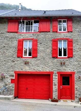 Lou Grani gîte avec ou sans Spa (15% de réduction) in Illier-et-Laramade, Parc naturel régional des Pyrénées ariégeoises