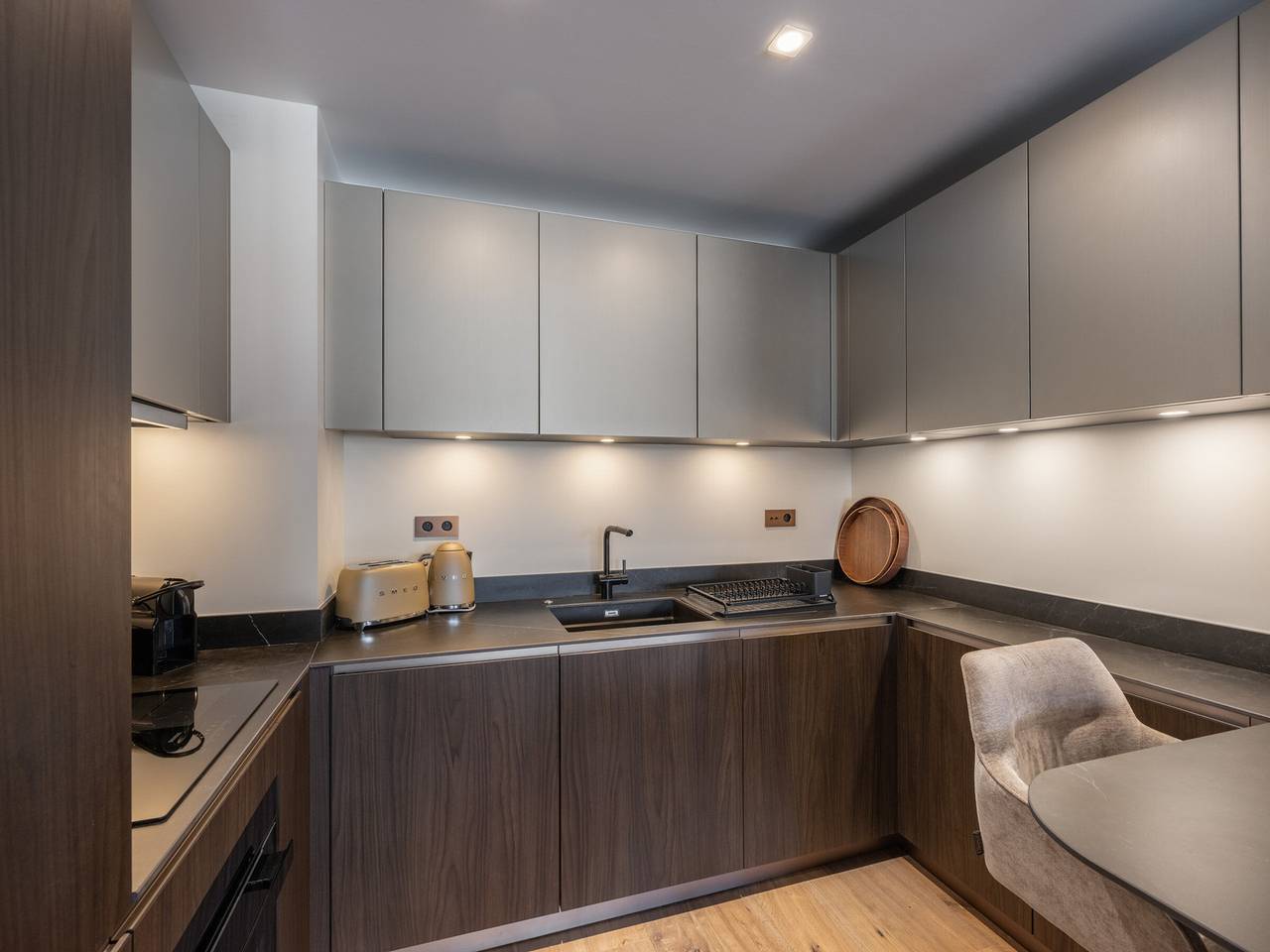 Entire apartment, Brand-New Ski-In/Ski-Out Apartment with Access to Pool and Spa in Courchevel 1850 in Courchevel 1850, Saint-Bon-Tarentaise