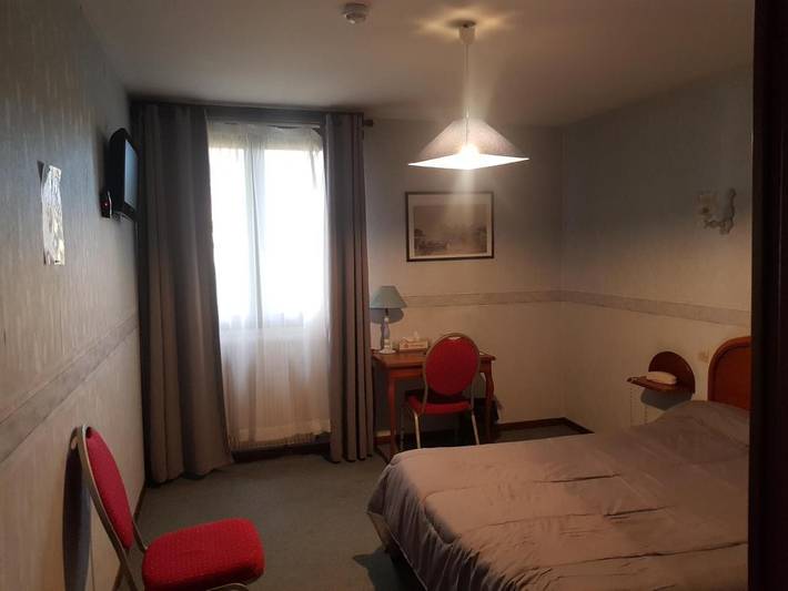 Hôtel pour 2 personnes, avec vue et terrasse, animaux acceptés à Conches-en-Ouche - 4