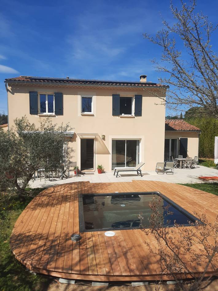 Gîte pour 6 personnes, avec piscine