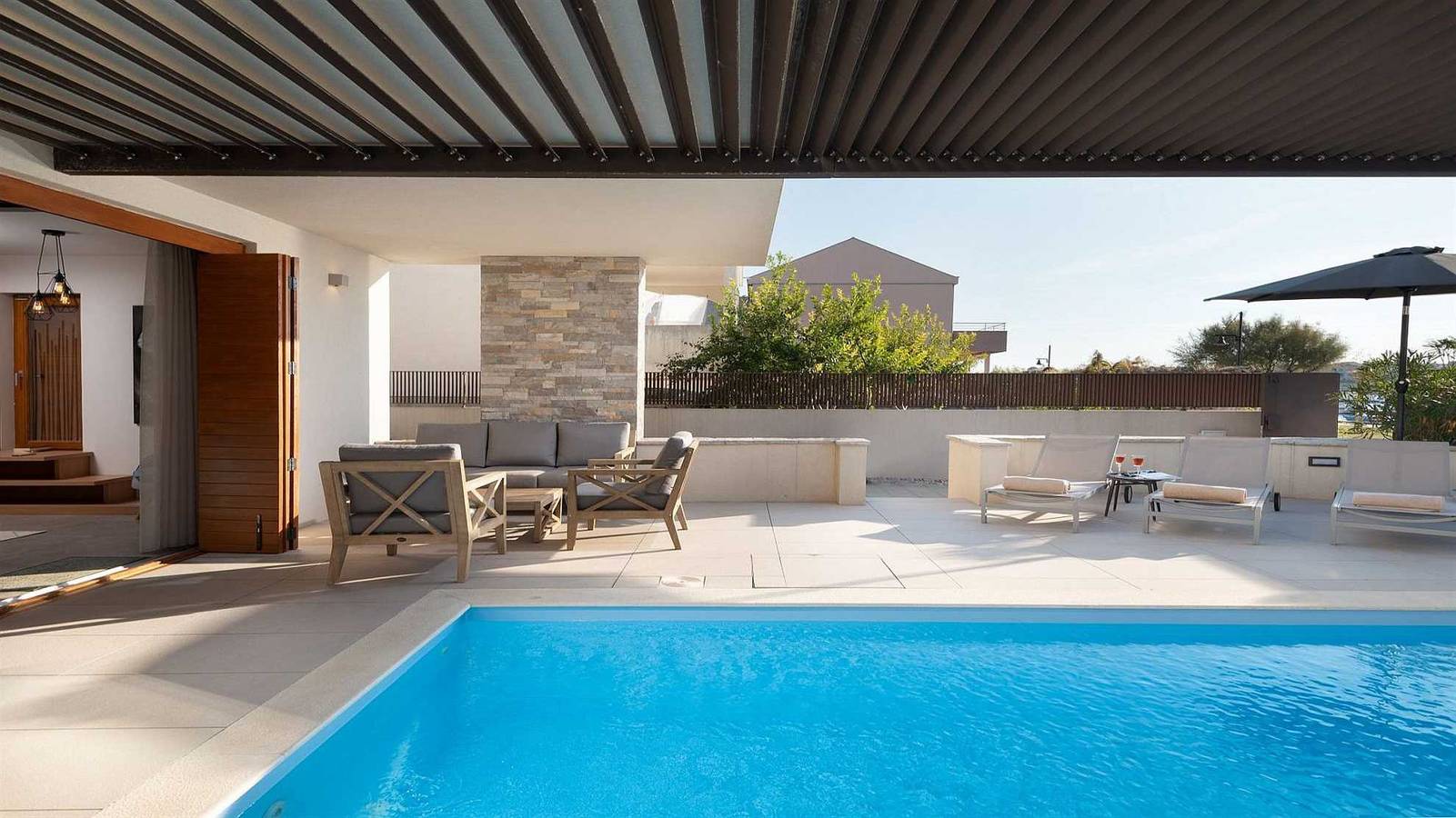 Beautiful luxurious poolside villa in Nin in Nin, Zadar