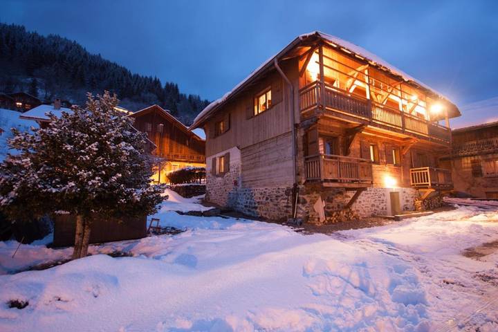 Chambre d’hôte pour 2 personnes, avec sauna ainsi que jacuzzi et jardin