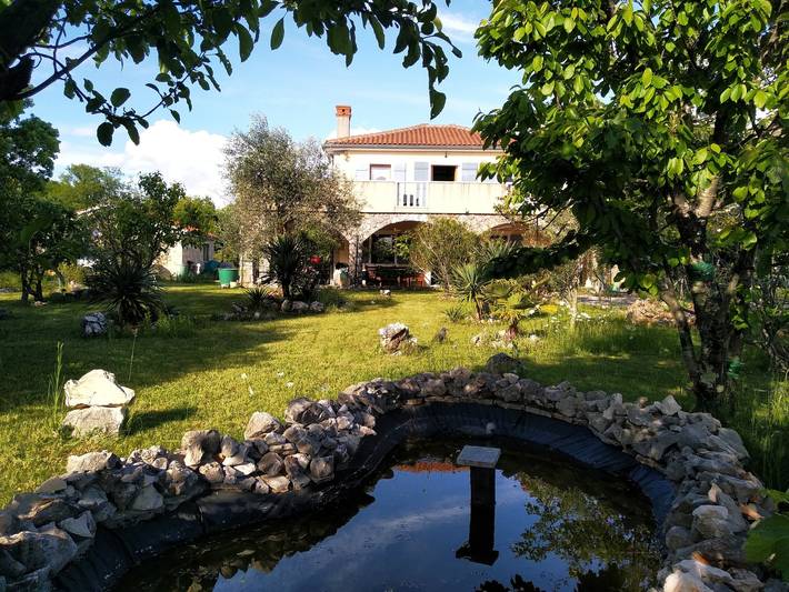 Dom dla 6 osób, z ogród i taras w Kras