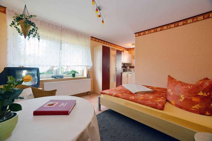 Studio für 2 Personen, mit Garten, mit Haustier in Bergen auf Rügen und Umgebung - 4