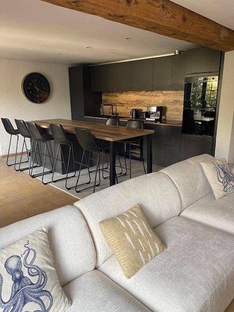 Location de vacances pour 10 personnes, avec jardin à Palau-del-Vidre - 4