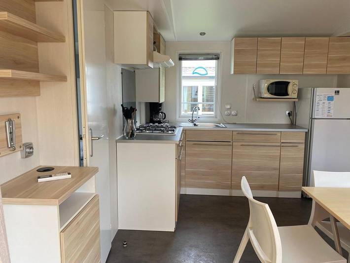 Location de vacances pour 6 personnes, avec terrasse ainsi que piscine et jacuzzi dans Plage Pors-Meur - 4