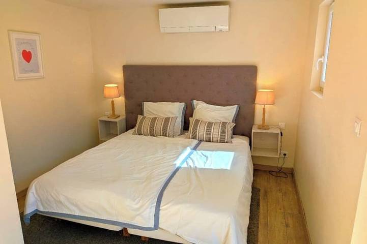 Villa clim. à Uzès au calme, 2 chambres, 5 couch, piscine 9X9, jardin, terrasse. in Uzès, Région de Nîmes