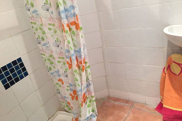 Location de vacances pour 6 personnes, avec jardin et terrasse à Saint-Gilles - 4