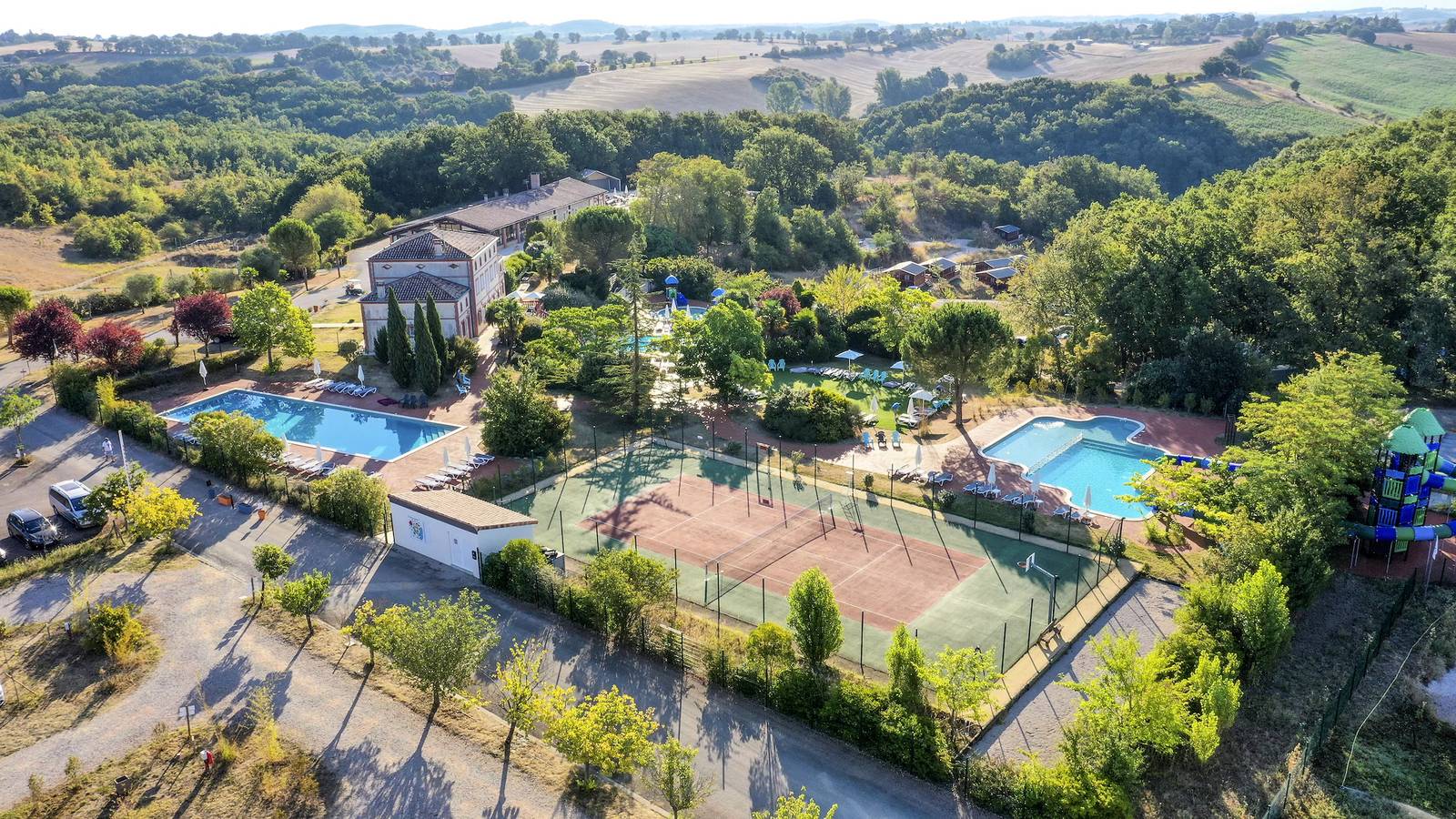 Mobil-home 5 pièces 10 personnes Climatisé in Maurens-Scopont, Région de Castres