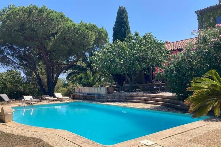 Villa pour 10 personnes, avec Jardin à Le Pradet