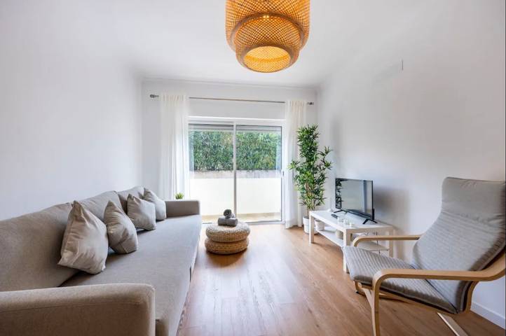 Casa de vacaciones 'Casa Cláudia - Cond Atalaia' con piscina compartida, terraza privada y Wi-Fi in Santa Maria, São Gonçalo de Lagos