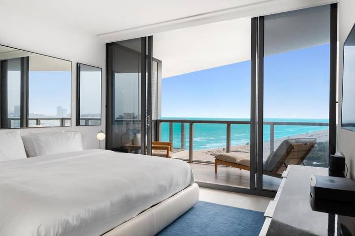 Apartamento para 4 personas, con jardín y piscina, Se admiten mascotas en Miami Beach