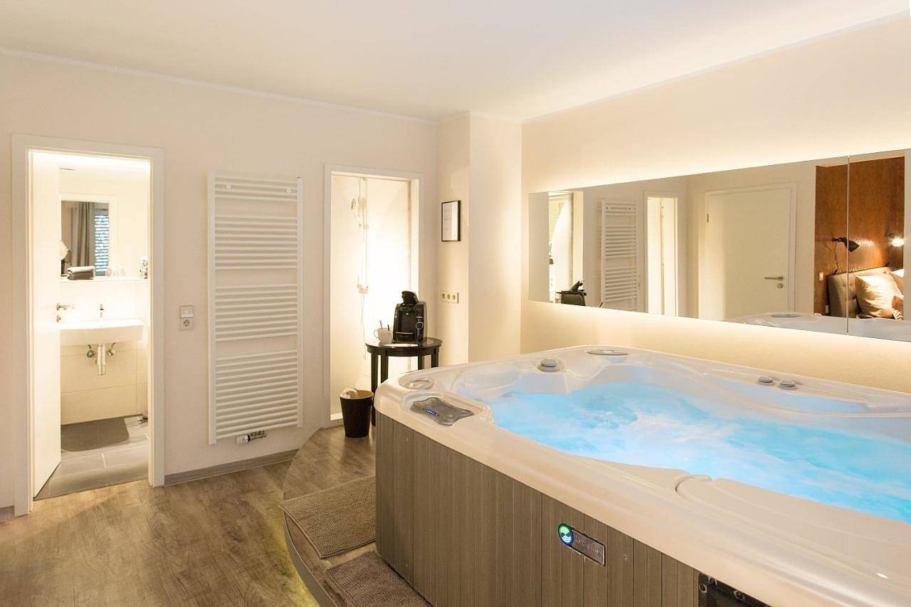 Ganze Ferienwohnung, Deluxe Single Room in Nippes (Köln), Köln