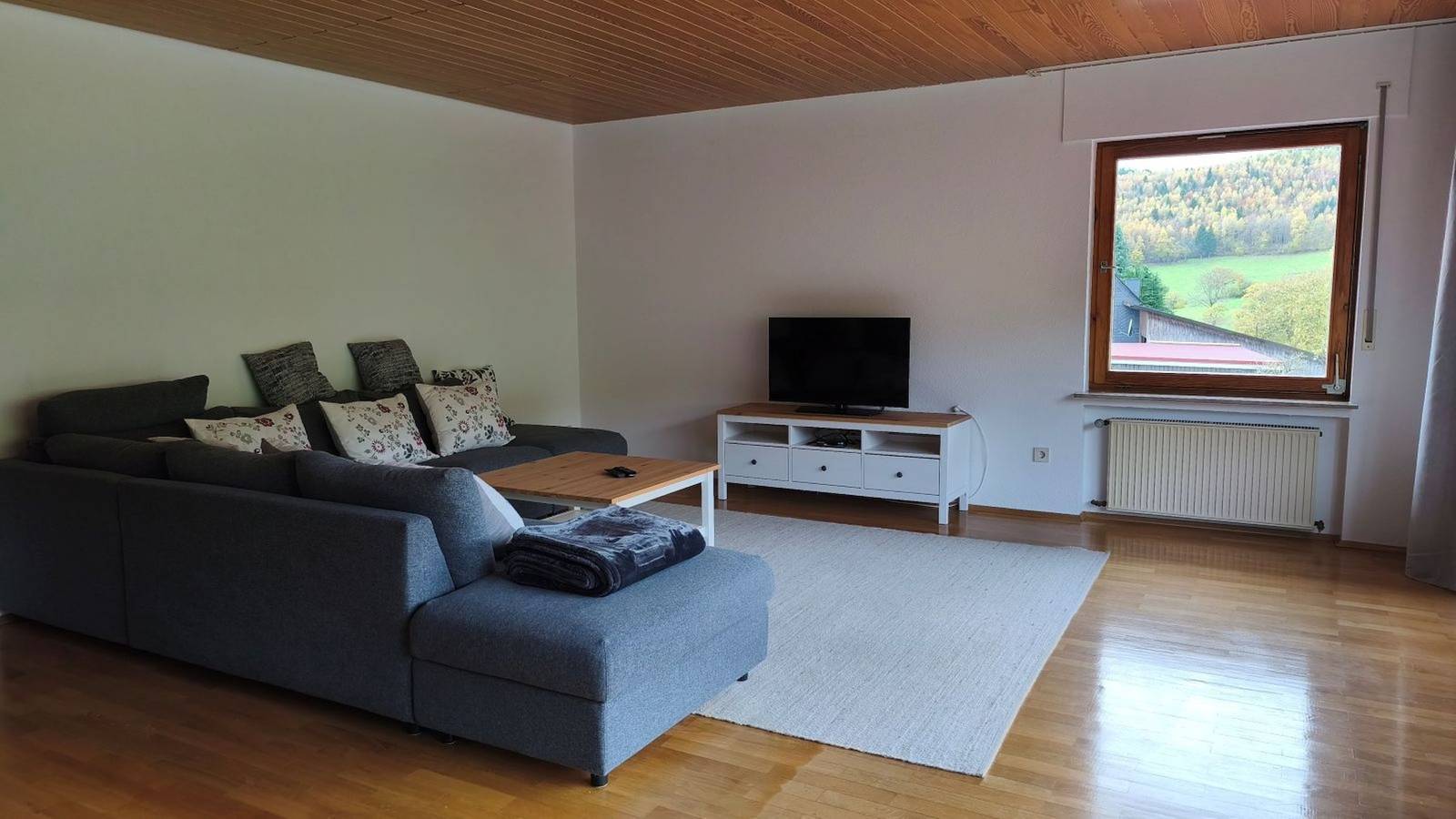 Ferienwohnung Heidfellersch - Ferienwohnung mit Blick über die Landschaft in Hilchenbach, Kreis Siegen-Wittgenstein