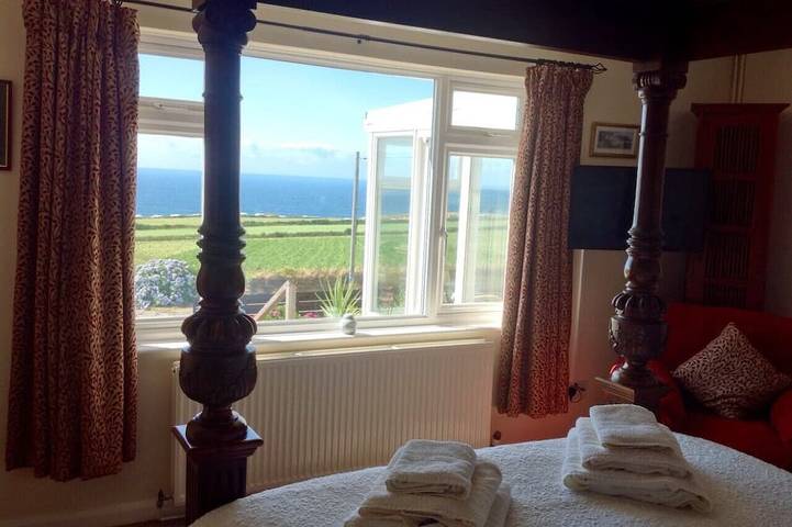 Appartement entier, Appartement de luxe avec vue spectaculaire sur la mer près de Boscastle / Tintagel in Pentire Point - Widemouth