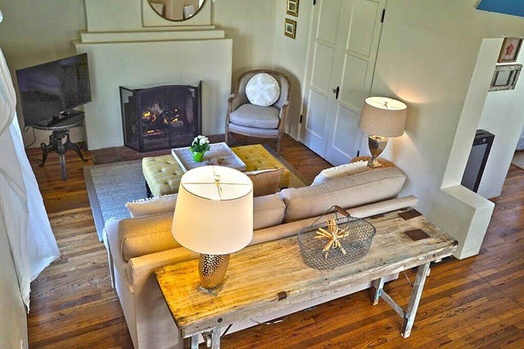 Charming Yellow Cottage Blocks zum Strand und Dorf in Laguna Beach, Orange County