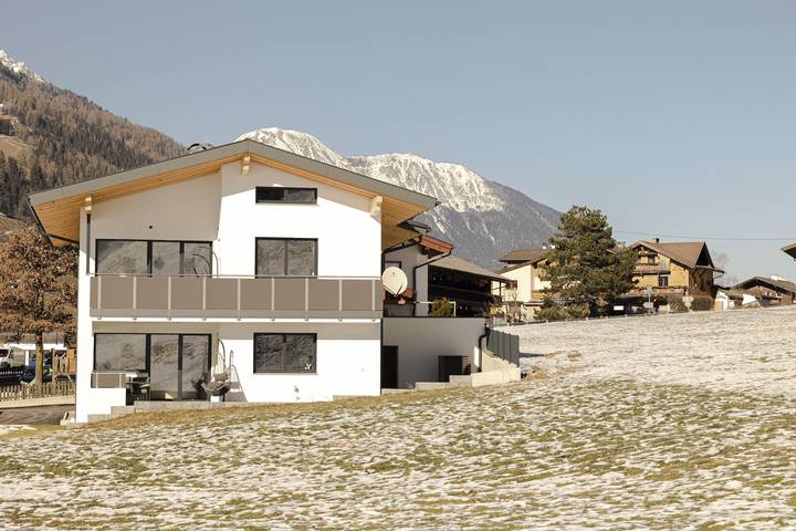 Bauernhof für 5 Personen, mit Balkon und Terrasse sowie Garten in Neustift im Stubaital