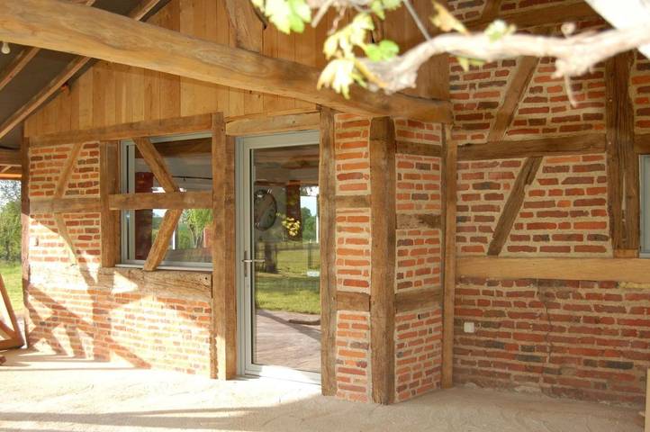 Location de vacances pour 2 personnes, avec piscine et vue ainsi que bassin pour enfant et jardin, adapté aux familles à Mervans - 3