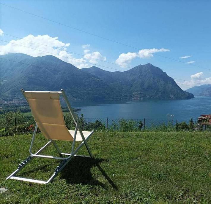 Villa per 6 persone, con Balcone e Terrazza nonché Giardino e Sauna in Provincia di Bergamo