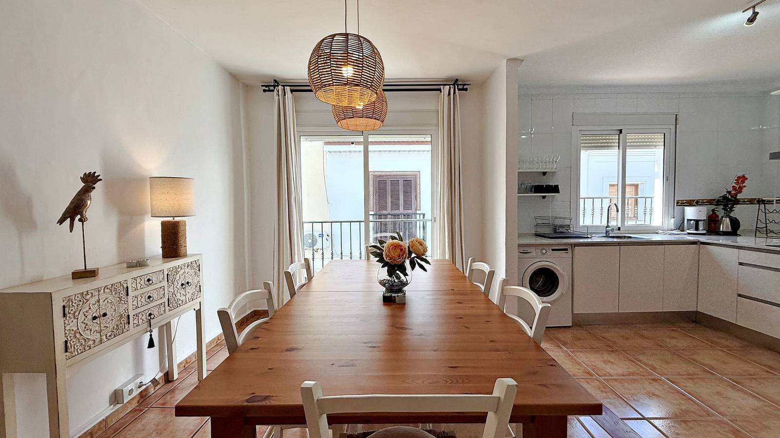 Entire apartment, Colon Atíco in Nerja Centre, Nerja