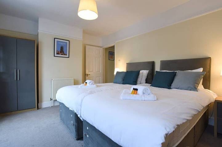 Pet friendly  direct water access  3bed sleeps 6 in Fareham, Hampshire