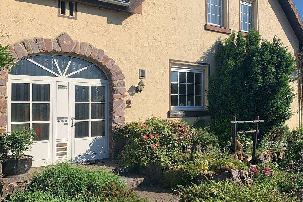 Vintage apartment in the Wadrill Valley - balcony / garden in Wadern, Saar-Nahe-Bergland