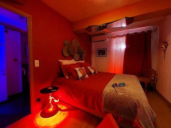 Location de vacances pour 4 personnes, avec jacuzzi et jardin ainsi que terrasse et sauna dans Office De Tourisme De Mazamet - 2