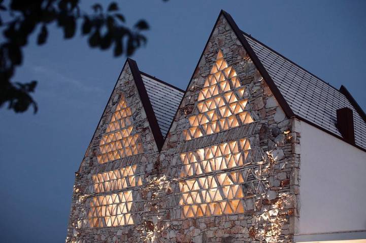 B&b per 2 persone, con piscina e terrazza nonché panorama e giardino a Terlizzi