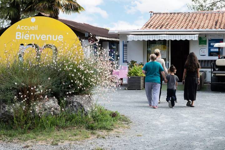 Komfort Mobilheim 3 Zimmer 4/6 Personen Campingseite + Tv in Saint-Sornin, Rochefort und Umgebung