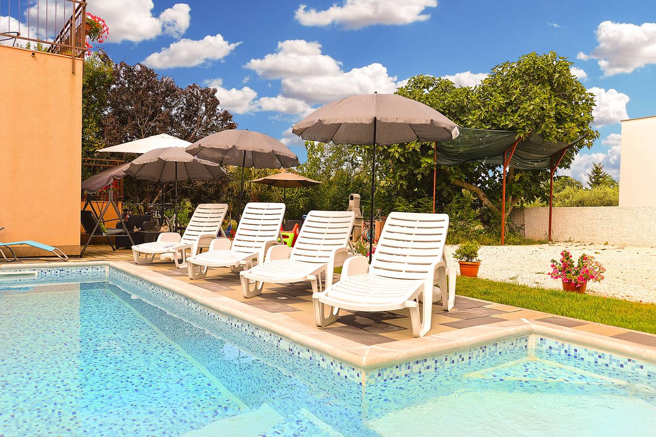 Appartamento intero, Appartamento vacanze per 5 persone con piscina in Fazana, Costa meridionale dell´Istria
